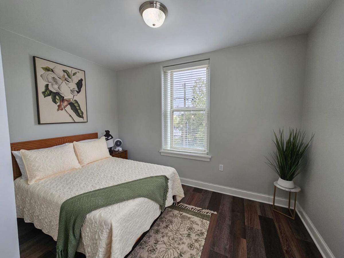Gorgeous And Spacious Studio At The Historic Inman - 200 Σαμπέιν Εξωτερικό φωτογραφία